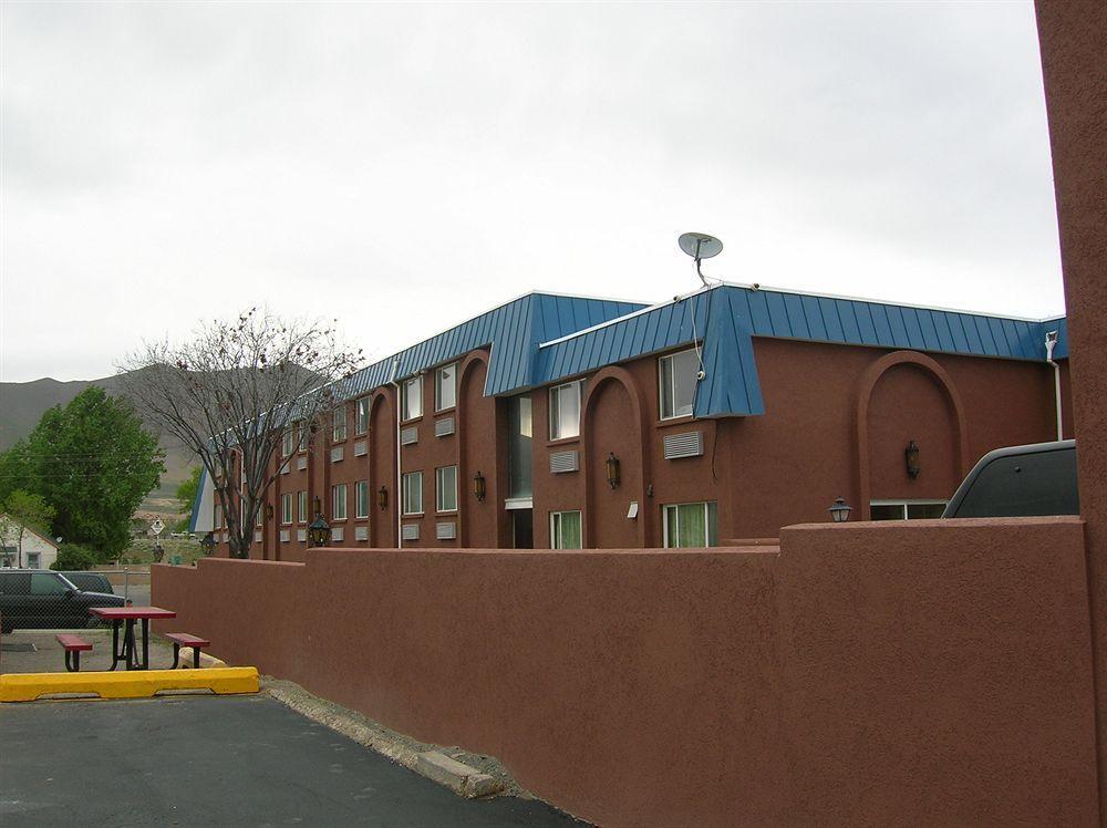 Val-U Inn Winnemucca Exterior photo